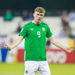 Michael Noonan comemora pela Irlanda Sub-17 contra o Canadá