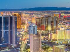 Resort na Strip de Las Vegas triplica silenciosamente com taxas adicionais Resort na Strip de Las Vegas triplica silenciosamente com taxas adicionais