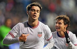 Reyna e Balogun marcam para os EUA na vitória por 2 a 1 sobre o Paraguai Reyna e Balogun marcam para os EUA na vitória por 2 a 1 sobre o Paraguai