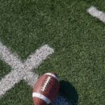 Rhode Island High School cancela temporada de futebol após criança com necessidades especiais ser agredida