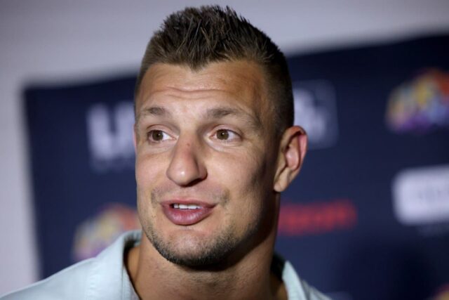 Rob Gronkowski compartilha as principais notícias dos Patriots antes do rob gronkowski at wwe wrestlemania event