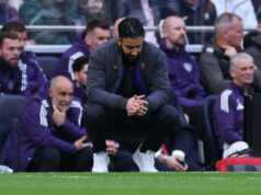 Ruben Amorim deve ficar indignado quando o Man United repete o erro na final da Liga Europa contra o Tottenham ícone de correio