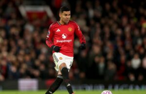 Ruben Amorim pede aos jogadores marginais do Man Utd que sigam o exemplo de Casemiro ícone de correio