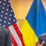 O primeiro rascunho do plano de paz foi elaborado pelo enviado de Trump, Steve Witkoff (centro). O secretário de Estado Marco Rubio (à direita) não estava “totalmente envolvido”.