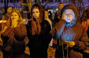 Rússia bombardeia Kyiv, matando pelo menos 6 pessoas, enquanto o plano de paz de Trump avança Rússia bombardeia Kyiv, matando pelo menos 6 pessoas, enquanto o plano de paz de Trump avança