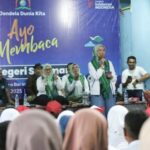 Rustini Muhaimin faz campanha pelo movimento Vamos Ler para fortalecer a alfabetização de crianças remotas