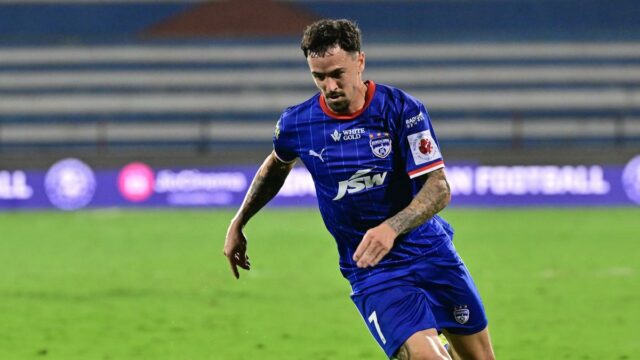 Ryan Williams está jogando na partida de qualificação para a Copa Asiática de Seleções de Bangladesh x Índia de 2027?
