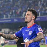 Ryan Williams, nascido na Austrália, aguarda o NOC depois de fazer prováveis ​​​​na Índia; Abneet Bharti, com sede na Bolívia, adicionado para testes