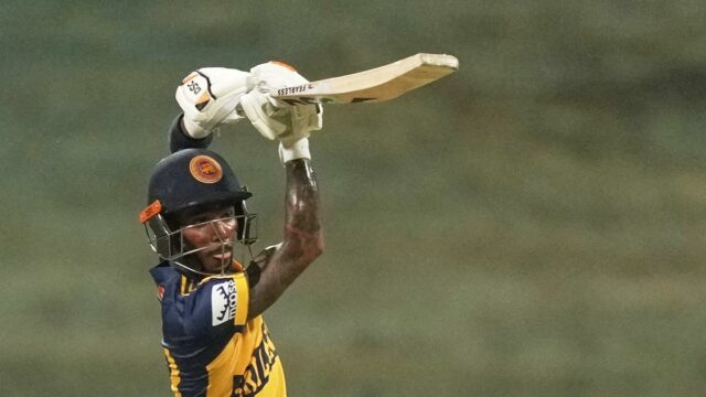SL vs ZIM, Tri-série 2025: 98 de Nissanka ajuda o Sri Lanka a manter vivas as esperanças finais

