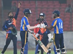 SMAT 2025-26 Grupo C: blitz de Urvil Patil fortalece Gujarat, Abishek-Karan ajuda Bengala a superar Baroda lightbox-info