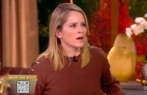 Sara Haines amaldiçoa ao vivo em ‘The View’ depois que Mentalist revela seu PIN do caixa eletrônico Sara Haines amaldiçoa ao vivo depois que o mentalista Oz Pearlman revela seu PIN do caixa eletrônico