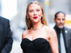 Scarlett Johansson defende amizade com Woody Allen: ‘É importante ter integridade’ Scarlett Johansson está circulando no papel de Mãe Gothel no live-action da Disney