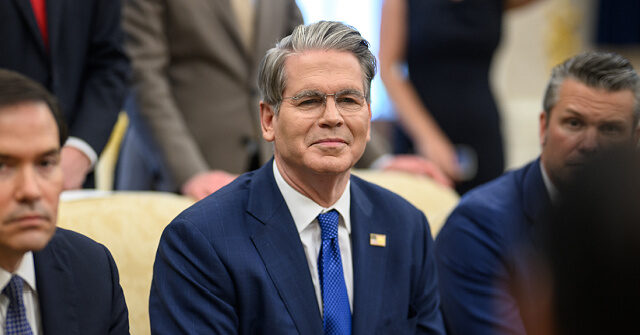 Scott Bessent prevê que os EUA verão uma “aceleração substancial” Scott Bessent prevê que os EUA verão uma “aceleração substancial” na economia no primeiro semestre de 2026