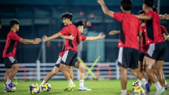 Sem piedade, Brasil choveu 3 gols no gol da Seleção Sem piedade, Brasil choveu 3 gols no gol da Seleção Sub-17 da Indonésia na I Rodada