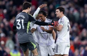 Senne Lammens diz a Ben Foster que o Man Utd tem uma ‘resposta fácil’ para o líder do vestiário: ‘Eu digo a ele todos os dias…’ Senne Lammens durante a partida da Premier League entre Tottenham Hotspur e Manchester United no Tottenham Hotspur Stadium em 2025 em Londres, Inglaterra.