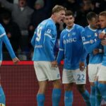 Série A 2025-26: Napoli chega ao topo da tabela com vitória por 3 a 1 sobre a Atalanta