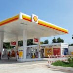 Shell concorda em comprar 100 mil barris de combustível da Pertamina, estoque de posto de gasolina privado seguro até o final de 2025