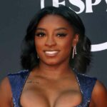Simone Biles aparentemente confirma o trabalho de Boob após realizar a primeira virada em um ano com novos emoji de cerejas GettyImages 2180905256