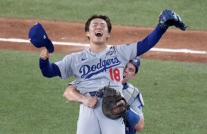 Stitches atinge grande sucesso nas apostas dos Dodgers World Series para terminar a temporada em grande estilo Will Smith comemora ao contornar as bases depois de acertar um home run da vitória no 11º turno da vitória decisiva do Jogo 7 da World Series dos Dodgers sobre os Blue Jays.