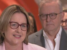 ‘Sua própria política’: PM aborda as novas leis contra crimes juvenis da ‘hora adulta’ do primeiro-ministro vitoriano O primeiro-ministro Anthony Albanese não chegou a dizer que apoiava o novo governo da primeira-ministra vitoriana, Jacinta Allan