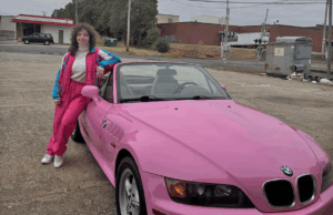 Sydney Sweeney compartilha fotos de ‘Christy’, legenda sincera após o lançamento sydney sweeney christy bts insta 1