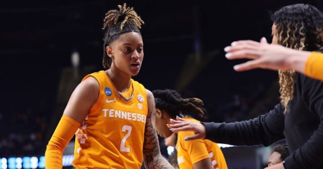 Tennessee corta estrela do basquete feminino após segunda prisão em Tennessee corta estrela do basquete feminino após segunda prisão em três meses