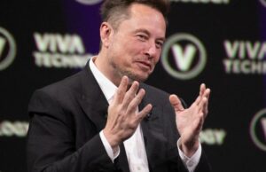 Tesla dá aos fãs um presente de Natal antecipado Tesla dá aos fãs um presente de Natal antecipado