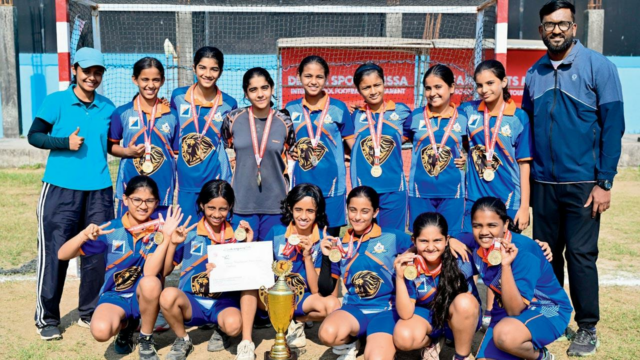 Thakur Ramnarayan e Jankidevi emergem campeões de handebol Sub-12
