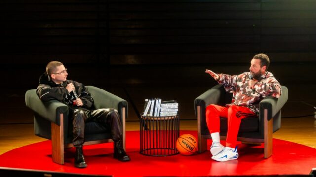 Timothée Chalamet elogia Adam Sandler como 'um dos melhores atores Timothée Chalamet elogia Adam Sandler como 'um dos melhores atores de todos os tempos'