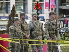 Tiroteio na Guarda Nacional interrompe processamento de imigração para cidadãos afegãos Tiroteio na Guarda Nacional interrompe processamento de imigração para cidadãos afegãos