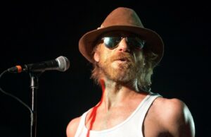 Todd Snider morto aos 59 anos: cantor lutou contra pneumonia e problemas legais GettyImages-455633646 todd snider morto aos 59 anos