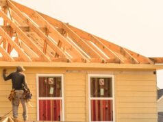 Toll Brothers (TOL): Examinando a avaliação atual no mercado residencial de luxo Toll Brothers (TOL): Examinando a avaliação atual no mercado residencial de luxo