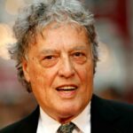 Tom Stoppard, dramaturgo que deslumbrou com a ginástica verbal, morre aos 88 anos