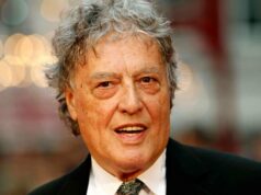 Tom Stoppard, dramaturgo que deslumbrou com a ginástica verbal, morre aos 88 anos Tom Stoppard, dramaturgo que deslumbrou com a ginástica verbal, morre aos 88 anos