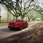 Toyota continua apostando em veículos híbridos nos EUA