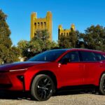 Toyota estreia novo SUV híbrido, mas a Coroa brilhará ou desaparecerá?