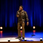 Transmita ou ignore: 'Kevin Hart: Acting My Age' no Netflix, principalmente sobre o que o comediante aprendeu com sua corrida inoportuna
