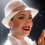 Transmita ou ignore: 'Kiss of the Spider Woman' no VOD, um musical irregular com uma performance de Jennifer Lopez no Oscar-Baity