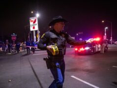 Três crianças entre os mortos em tiroteio em festa de aniversário na Califórnia Serviços de emergência no local de um tiroteio em massa em Stockton, Califórnia.