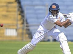 Troféu Ranji: Mayank Agarwal aumenta seu rico histórico em Pune com um século corajoso Troféu Ranji: Mayank Agarwal aumenta seu rico histórico em Pune com um século corajoso