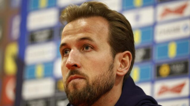 Troféus, não gols, são a chave para cumprir a ambição Troféus, não gols, são a chave para cumprir a ambição da Bola de Ouro, diz Kane