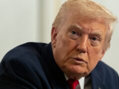Trump afirma que anulará ordens executivas que Joe Biden assinou por autopen Trump afirma que anulará ordens executivas que Joe Biden assinou por autopen