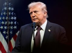 Trump apregoa ‘tremendo progresso’, mas diz que se encontrará com Putin e Zelenskyy ‘SOMENTE quando’ o acordo de paz for finalizado Trump apregoa 'tremendo progresso', mas diz que se encontrará com Putin e Zelenskyy 'SOMENTE quando' o acordo de paz for finalizado