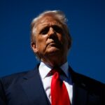 Trump 'até agora fora de linha' por comentário sobre sedição: analista jurídico