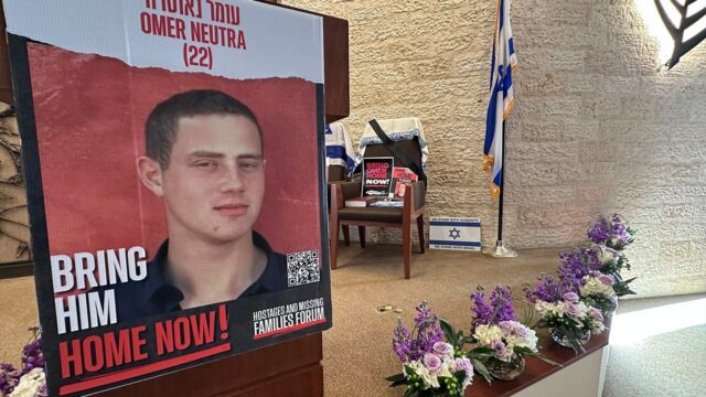 Trump confirma corpo do refém americano Omer Neutra devolvido pelo Hamas
