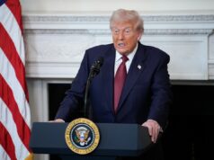 Trump diz que quer que seu gabinete se pareça com o de Xi Jinping: apavorado Yahoo news home