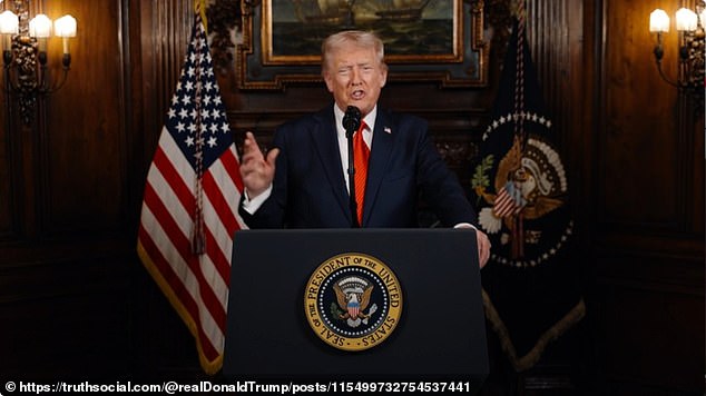 Trump envia mensagem aos fiéis do MAGA um dia após Donald Trump enviou uma mensagem aos seus fiéis do MAGA dizendo que seu movimento estava “longe de terminar” para comemorar o primeiro aniversário de sua vitória eleitoral