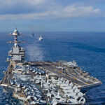 Trump envia o maior porta-aviões dos EUA para o Caribe em meio às crescentes tensões com a Venezuela