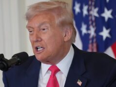 Trump pede ao Departamento de Justiça que investigue Bill Clinton sobre ligações com Epstein Trump pede ao Departamento de Justiça que investigue Bill Clinton sobre ligações com Epstein