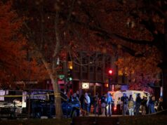 Trump pede ‘todas as medidas necessárias’ após tiroteio na Guarda Nacional Trump pede 'todas as medidas necessárias' após tiroteio na Guarda Nacional